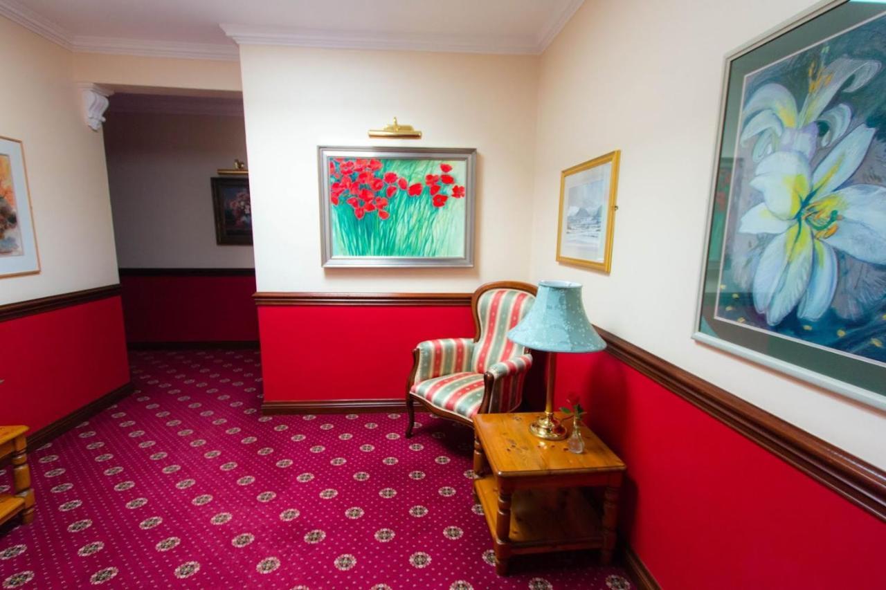 Kathleens Country House Lower Coolcorcoran 외부 사진